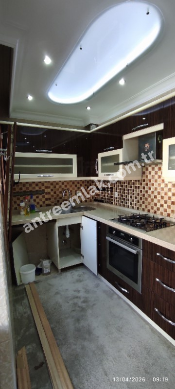 Antre Emlak'tan Kiralık Bozyaka Merkezde Şerefiye Cami Durağı  2+1 Doğalgazlı Açık Otoparklı Yeni Daire