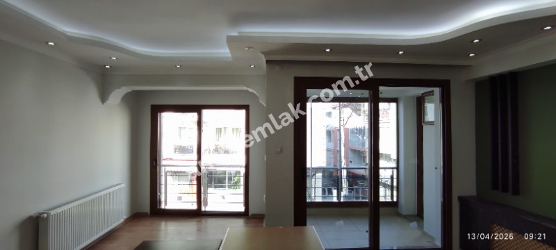 Antre Emlak'tan Kiralık Bozyaka Merkezde Şerefiye Cami Durağı  2+1 Doğalgazlı Açık Otoparklı Yeni Daire
