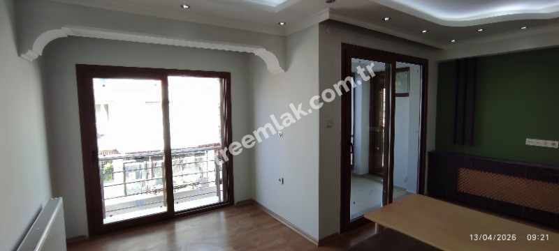 Antre Emlak'tan Kiralık Bozyaka Merkezde Şerefiye Cami Durağı  2+1 Doğalgazlı Açık Otoparklı Yeni Daire