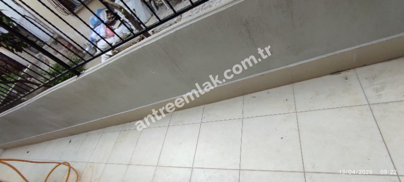 Antre Emlak'tan Kiralık Bozyaka Merkezde Şerefiye Cami Durağı  2+1 Doğalgazlı Açık Otoparklı Yeni Daire