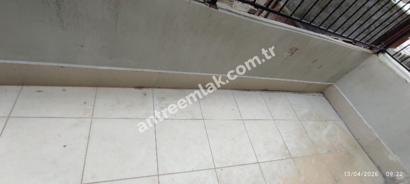 Antre Emlak'tan Kiralık Bozyaka Merkezde Şerefiye Cami Durağı  2+1 Doğalgazlı Açık Otoparklı Yeni Daire