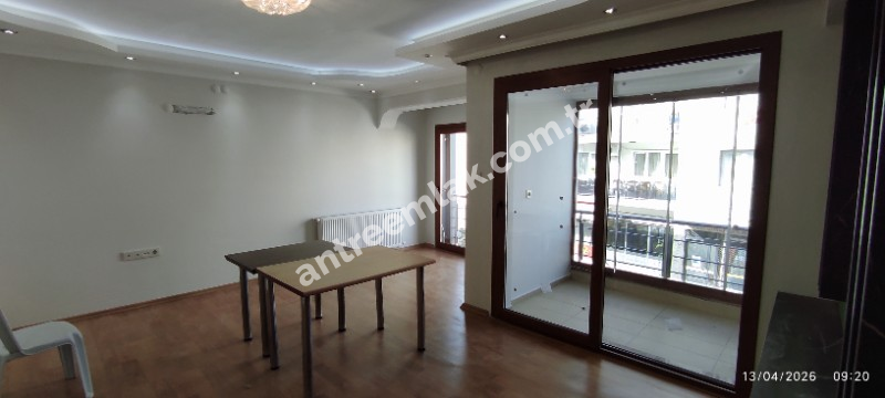Antre Emlak'tan Kiralık Bozyaka Merkezde Şerefiye Cami Durağı  2+1 Doğalgazlı Açık Otoparklı Yeni Daire