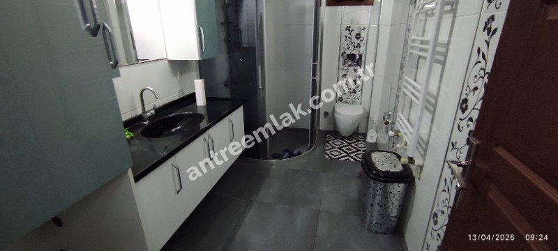Antre Emlak'tan Kiralık Bozyaka Merkezde Şerefiye Cami Durağı  2+1 Doğalgazlı Açık Otoparklı Yeni Daire
