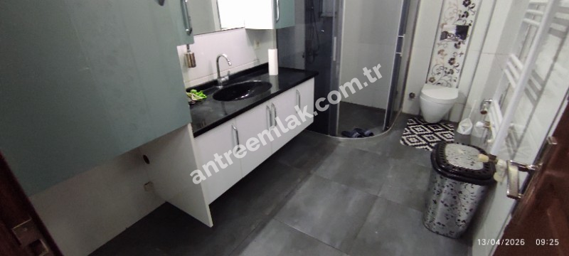 Antre Emlak'tan Kiralık Bozyaka Merkezde Şerefiye Cami Durağı  2+1 Doğalgazlı Açık Otoparklı Yeni Daire