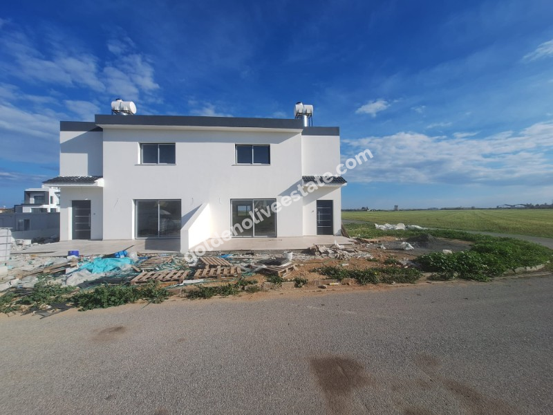 Tek Villa Fiyatına 2 Adet Villa - Mağusa – Tuzla Bölgesi