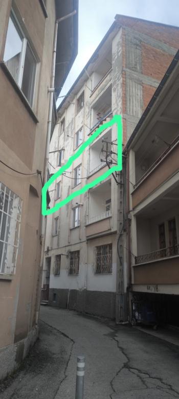 GÜVENAY - ÇORUM ÇÖPLÜ MAH. YENİ BELEDİYE CİVARINDA 2+1 SATILIK DAİRE 