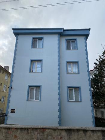 GÜVENAY - ÇORUM GÜLABİBEY MAH. GÖĞÜS HASTANE CİVARI 3+1 FIRSAT DAİRE