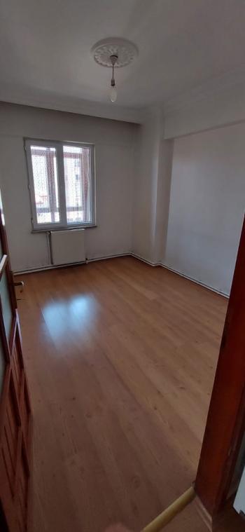 GÜVENAY - ÇORUM YAVRUTURNA CENGİZ TOPEL CADDESİ ÜZERİ 3+1 SATILIK DAİRE