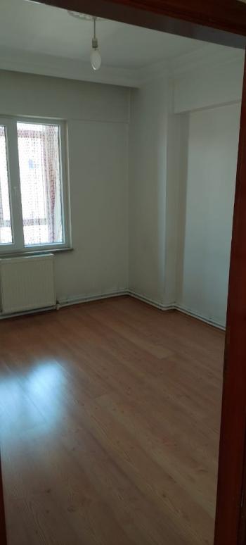 GÜVENAY - ÇORUM YAVRUTURNA CENGİZ TOPEL CADDESİ ÜZERİ 3+1 SATILIK DAİRE