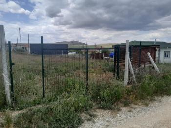 GÜVENAY - ÇORUM MERKEZ  KAVACIK KÖYÜ 500 M2 SATILIK HOBİ BAHÇESİ