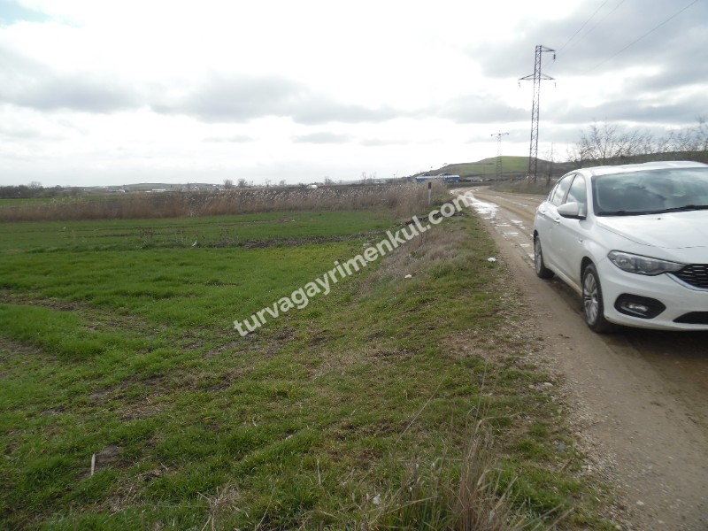 DEĞİRMENKÖYDE YATIRIMLIK 5700 M2 TARLA
