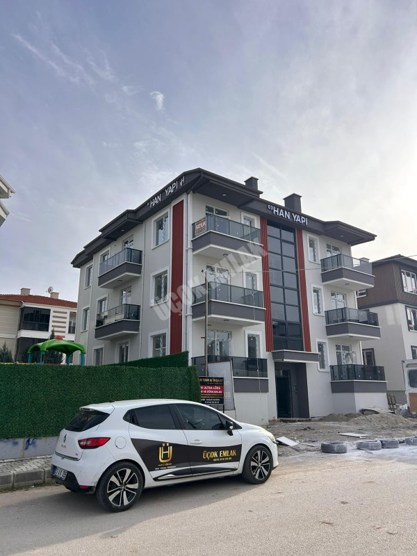 AFYON ÜÇOK EMLAKTAN KANLICA MAH 2+1 80M² SIFIR SATILLIK DAİRE 