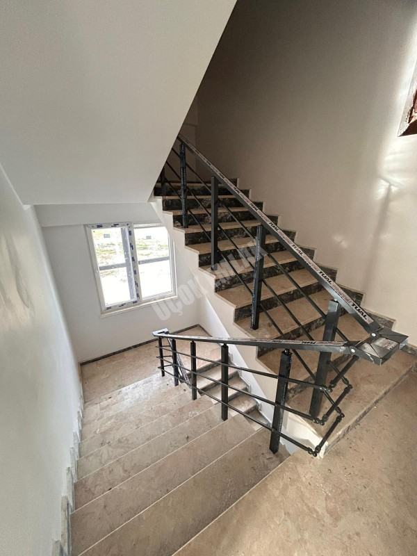 AFYON ÜÇOK EMLAKTAN KANLICA MAH 2+1 80M² SIFIR SATILLIK DAİRE 