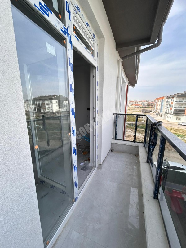 AFYON ÜÇOK EMLAKTAN KANLICA MAH 2+1 80M² SIFIR SATILLIK DAİRE 