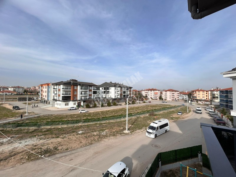 AFYON ÜÇOK EMLAKTAN KANLICA MAH 2+1 80M² SIFIR SATILLIK DAİRE 