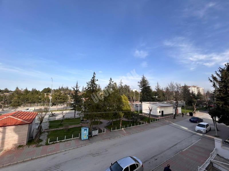 AFYON ÜÇOK EMLAKTAN KANLICA MAH 2+1 80M² SIFIR SATILLIK DAİRE 