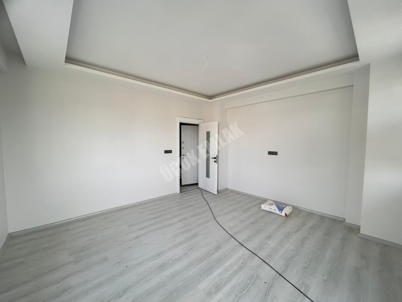 AFYON ÜÇOK EMLAKTAN KANLICA MAH 2+1 80M² SIFIR SATILLIK DAİRE 