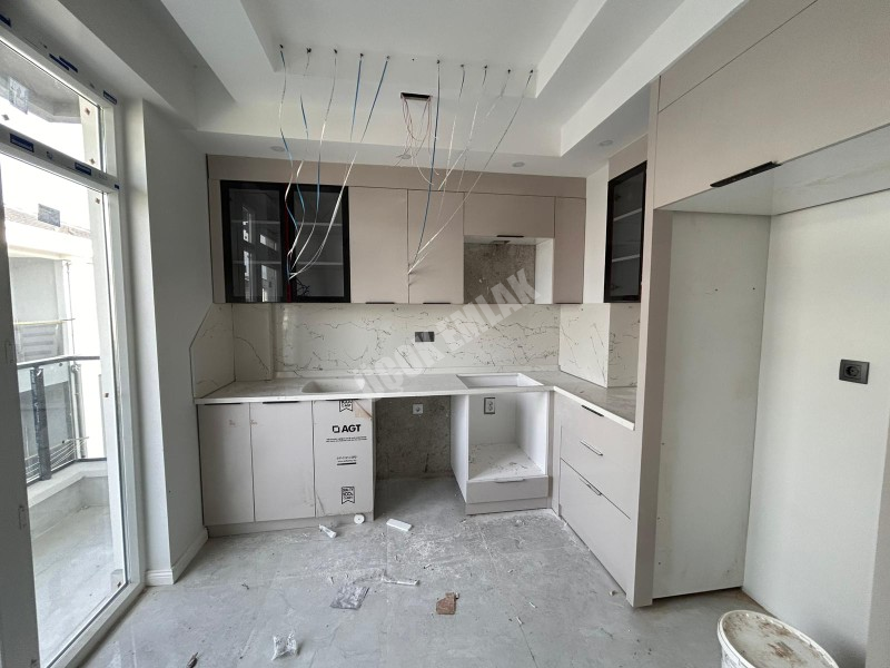 AFYON ÜÇOK EMLAKTAN KANLICA MAH 2+1 80M² SIFIR SATILLIK DAİRE 