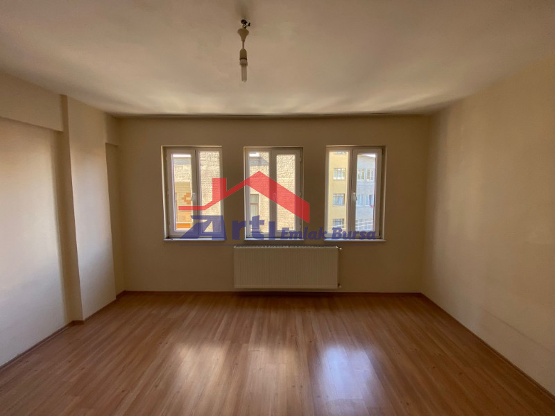 ARTI'DAN HÜDAVENDİGAR'DA 3+1 FERAH SATILIK DAİRE