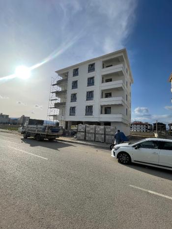 Güvenay - Çorum Erol Olçok Eğitim Ve Araştırma Hastahanesi Yakını 3+0 Satılık Daire 