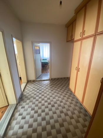 GÜVENAY - ÇORUM KALE MAHALLESİ EHLİ BEYT CAMİİ YANI 3 KATLI KOMPLE SATILIK BİNA  