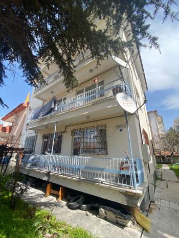 GÜVENAY - ÇORUM KALE MAHALLESİ EHLİ BEYT CAMİİ YANI 3 KATLI KOMPLE SATILIK BİNA  