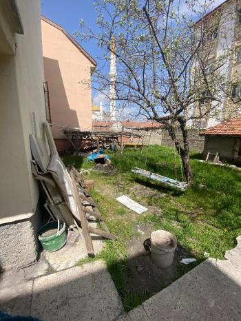 GÜVENAY - ÇORUM KALE MAHALLESİ EHLİ BEYT CAMİİ YANI 3 KATLI KOMPLE SATILIK BİNA  
