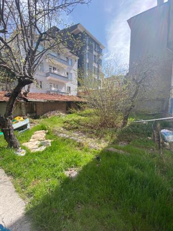 GÜVENAY - ÇORUM KALE MAHALLESİ EHLİ BEYT CAMİİ YANI 3 KATLI KOMPLE SATILIK BİNA  