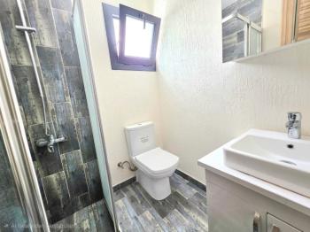 KKTC Girne Alsancak'ta Merit'lere Yakın Site İçerisinde Satılık 1+1 Daire