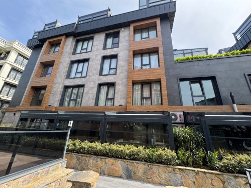 Kemerburgaz Satılık 3+1 Müstakil Bahçeli Lüks Daire | Havuzlu & Güvenlikli