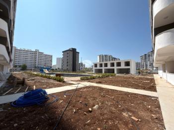 ALYANS'TAN DENİZ MANZARALI SİTE İÇİ FULL SOSYAL ALANLI LÜKS 1+1