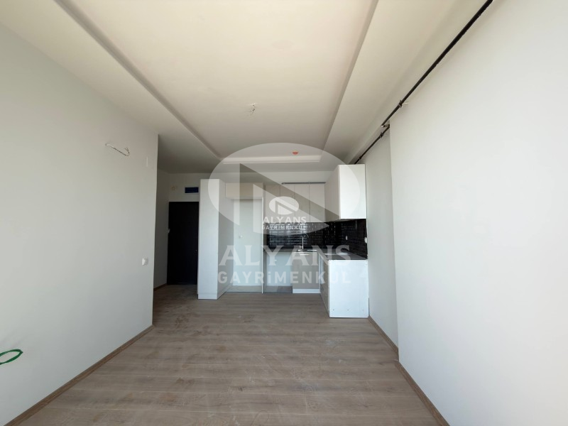ALYANS'TAN DENİZ MANZARALI SİTE İÇİ FULL SOSYAL ALANLI LÜKS 1+1