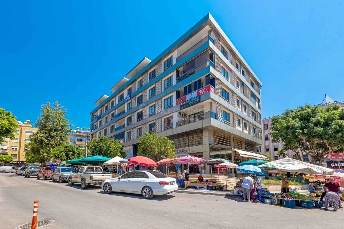 Alanya Merkez 1+1 Eşyalı Satılık