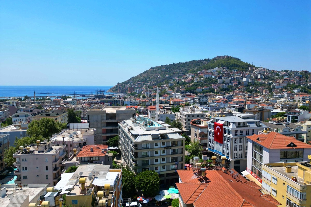 Alanya Merkez 1+1 Eşyalı Satılık