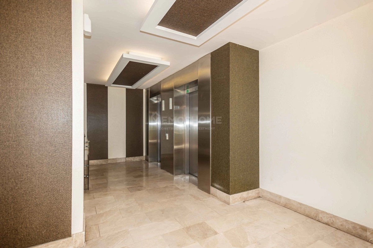 Alanya Merkez 1+1 Eşyalı Satılık