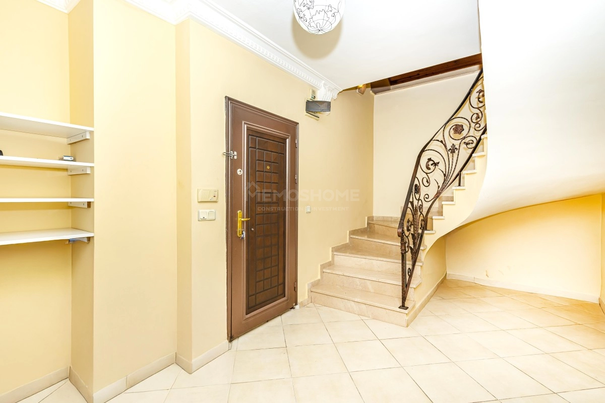 Center 3+1 Duplex Sea View Apartment