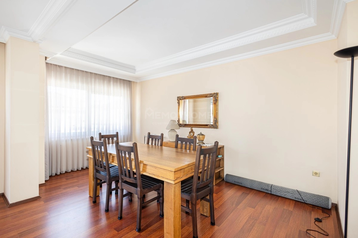 Center 3+1 Duplex Sea View Apartment