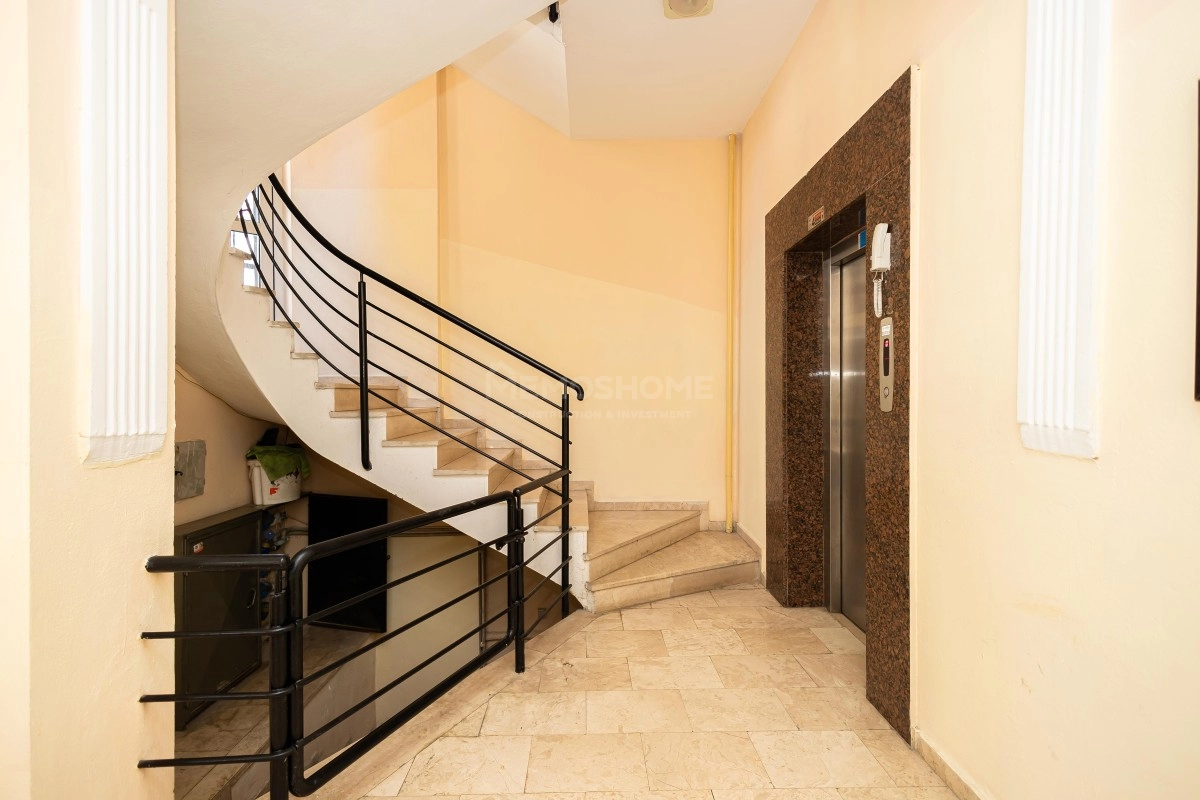 Center 3+1 Duplex Sea View Apartment