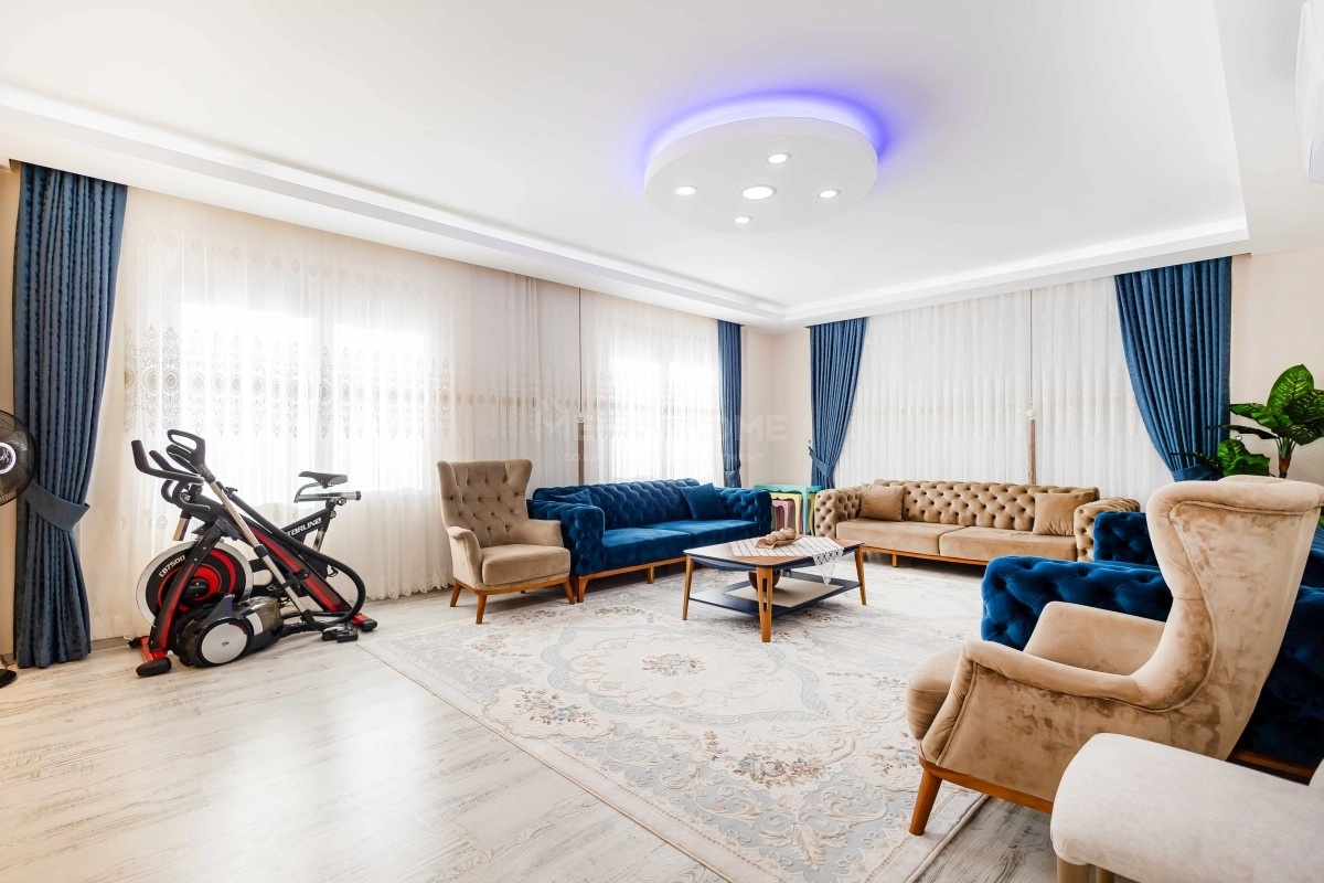 Hasbahçe 3+1 Geniş Satılık Daire