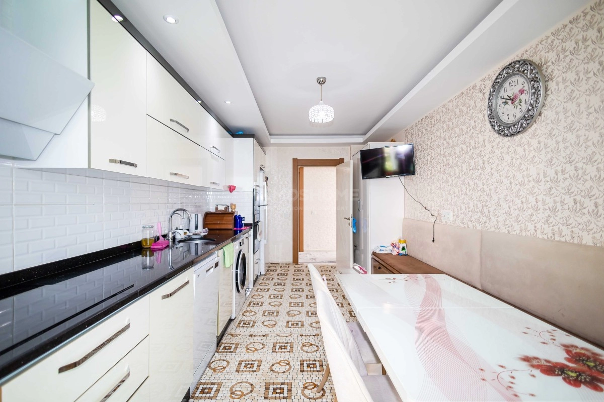 Hasbahçe 3+1 Geniş Satılık Daire