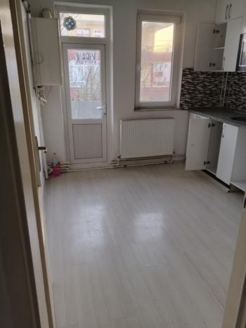 GÜVENAY - ÇORUM GÜLABİBEY MAH. GÜLÜM DÜĞÜN SALONU CİVARI 2+1 KİRALIK DAİRE 