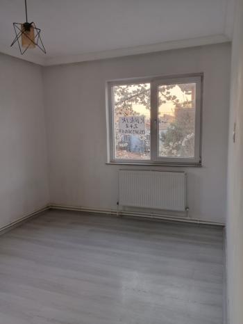 GÜVENAY - ÇORUM GÜLABİBEY MAH. GÜLÜM DÜĞÜN SALONU CİVARI 2+1 KİRALIK DAİRE 