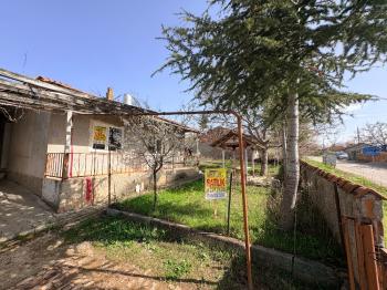 GÜVENAY - ÇORUM BAHÇELİEVLER ÇORAKLIK MEVKİİ 375M2 SATILIK ARSA