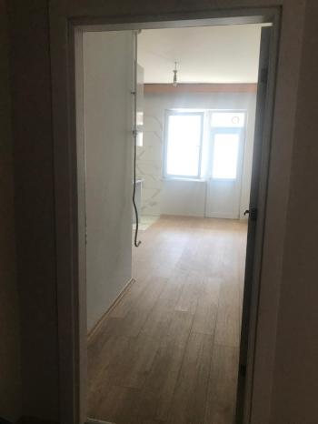 GÜVENAY - ÇORUM GAZİ CAD. MEYDAN YANINDA 3+1 KİRALIK DAİRE