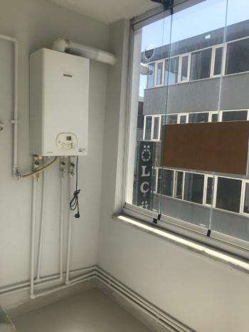 GÜVENAY - ÇORUM GAZİ CAD. MEYDAN YANINDA 3+1 KİRALIK DAİRE