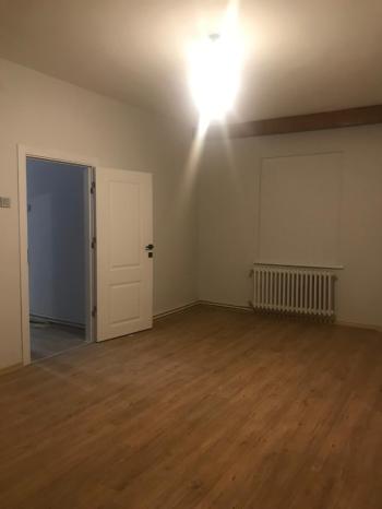 GÜVENAY - ÇORUM GAZİ CAD. MEYDAN YANINDA 3+1 KİRALIK DAİRE