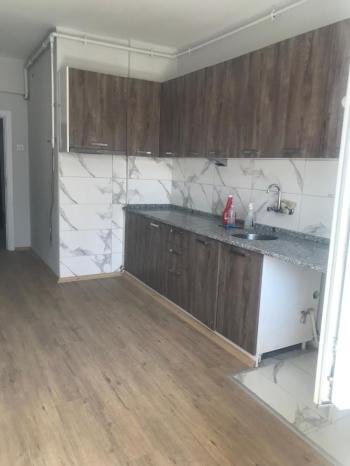 GÜVENAY - ÇORUM GAZİ CAD. MEYDAN YANINDA 3+1 KİRALIK DAİRE