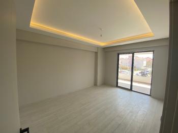 GÜVENAY - ÇORUM GÜLABİBEY MAH. BEYTEPE 5. CADDESİ ÜZERİ SIFIR  3+1 SATILIK DAİRE 