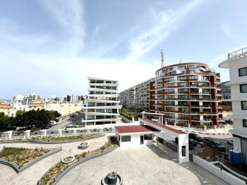 Kıbrıs Girne Merkez Akacan Premium Sitesi Eşyasız 3+1 Kiralık Daire