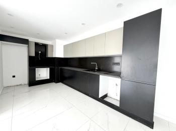 Kıbrıs Girne Merkez Akacan Premium Sitesi Eşyasız 3+1 Kiralık Daire